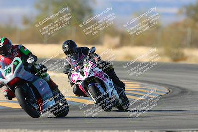 media/Jan-10-2025-CVMA Friday Practice (Fri) [[489e0da257]]/Group 4 and Trackday/Session 5 (Turn 7)/